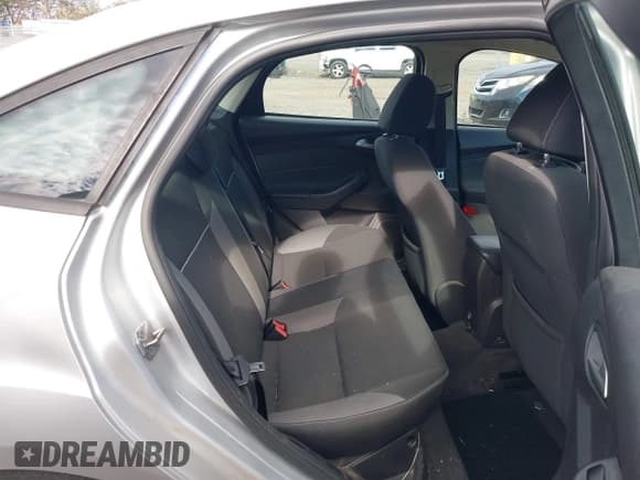 ✅ 2014 Ford Focus SE • VIN: 1FADP3F23EL248911 • Lot: 43486723. Listed on IAAI with 133,164 mi. Free auction sales archive from the USA and detailed vehicle history report at DreamBid. Image 8.