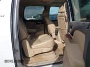 ✅ 2007 Chevrolet Suburban LTZ • VIN: 3GNFC16J47G100560 • Lot: 42432799. Listed on IAAI with 233,595 mi. Free auction sales archive from the USA and detailed vehicle history report at DreamBid. Image 8.