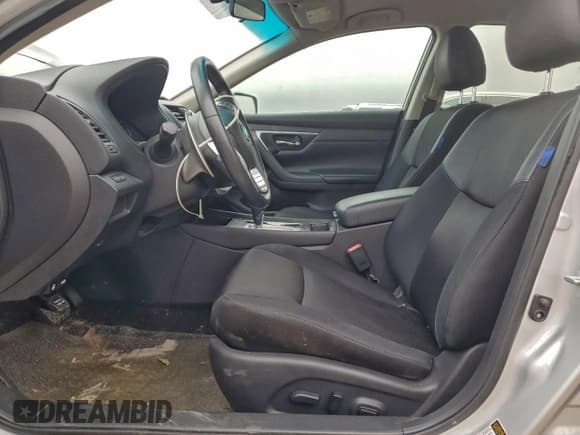 ✅ 2017 Nissan Altima SV • VIN: 1N4AL3AP9HC108111 • Lot: 94513275. Listed on Copart with 94,292 mi. Free auction sales archive from the USA and detailed vehicle history report at DreamBid. Image 7.
