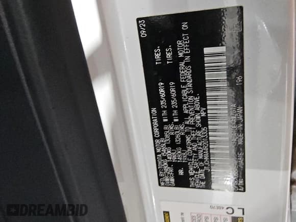 ✅ 2024 Lexus RX 350 • VIN: JTJCHMAA4R2013305 • Lot: 71052585. Listed on Copart with 25,901 mi. Free auction sales archive from the USA and detailed vehicle history report at DreamBid. Image 14.