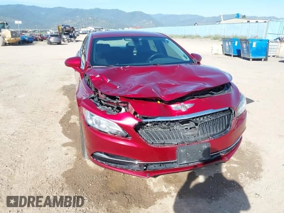 ✅ 2019 Buick LaCrosse Essence • VIN: 1G4ZP5SS7KU126796 • Lot: 42436196. Wystawiony na IAAI z przebiegiem 78 687 mil. Bezpłatny archiwum sprzedaży aukcyjnych z USA i szczegółowy raport historii pojazdu na DreamBid. Zdjęcie 6.