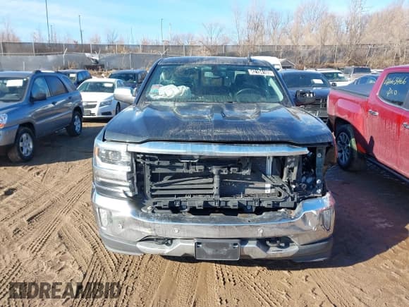 ✅ 2017 Chevrolet Silverado 1500 LTZ • VIN: 3GCUKSECXHG171341 • Lot: 41630844. Wystawiony na IAAI z przebiegiem 123 459 mil. Bezpłatny archiwum sprzedaży aukcyjnych z USA i szczegółowy raport historii pojazdu na DreamBid. Zdjęcie 12.