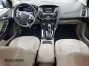 ✅ 2013 Ford Focus Electric • VIN: 1FADP3R46DL146756 • Lot: 43419335. Wystawiony na Copart z przebiegiem 57 142 mil. Bezpłatny archiwum sprzedaży aukcyjnych z USA i szczegółowy raport historii pojazdu na DreamBid. Zdjęcie 8.