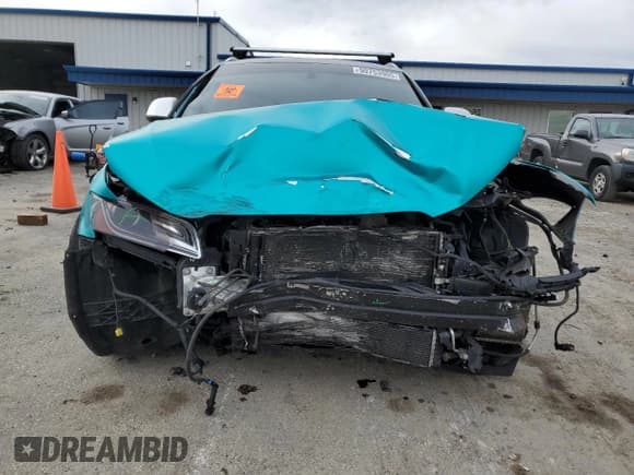 ✅ 2015 Audi SQ5 Premium Plus • VIN: WA1CGAFP2FA024011 • Лот: 90753905. Опубликован ранее на Copart с пробегом 136 740 миль. Бесплатный доступ к архиву аукционных продаж из США и подробный отчёт об истории автомобиля на DreamBid. Изображение 5.