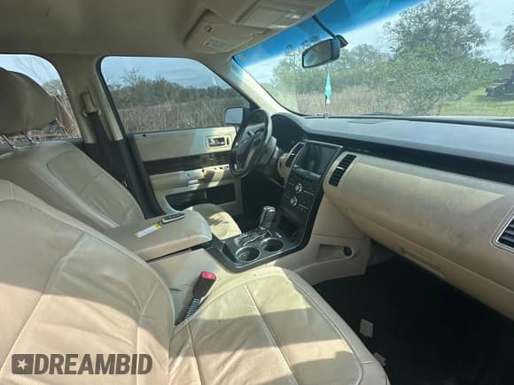 ✅ 2016 Ford Flex SEL • VIN: 2FMGK5C83GBA09724 • Лот: 46314775. Опубликован ранее на Copart с пробегом 188 103 миль. Бесплатный доступ к архиву аукционных продаж из США и подробный отчёт об истории автомобиля на DreamBid. Изображение 5.