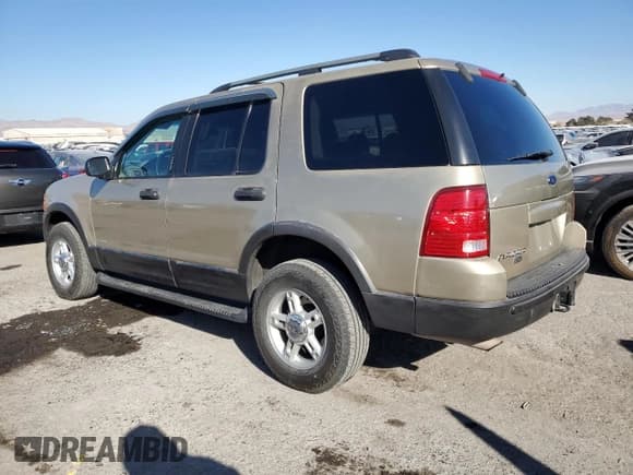 ✅ 2003 Ford Explorer XLT • VIN: 1FMZU63KX3UA29557 • Лот: 43083855. Опубликован ранее на Copart с пробегом 129 205 миль. Бесплатный доступ к архиву аукционных продаж из США и подробный отчёт об истории автомобиля на DreamBid. Изображение 2.