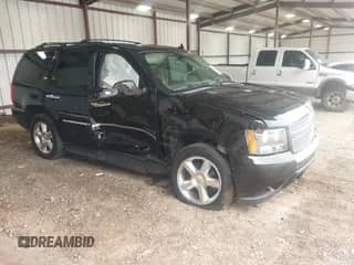 2013 Chevrolet Tahoe LTZ with VIN 1GNSCCE03DR122449, listed as a IAAI auction lot 42860317 with 181,518 mi miles and . Bid and sale history available at DreamBid. Image 1.