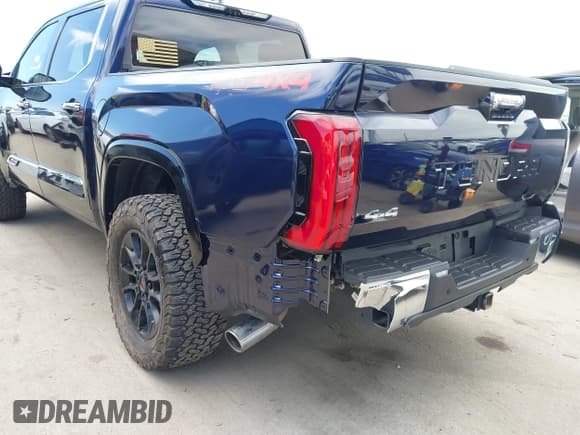 ✅ 2023 Toyota Tundra 1794 Edition • VIN: 5TFMC5DB2PX030507 • Lot: 42012698. Wystawiony na IAAI z przebiegiem 35 151 mil. Bezpłatny archiwum sprzedaży aukcyjnych z USA i szczegółowy raport historii pojazdu na DreamBid. Zdjęcie 6.