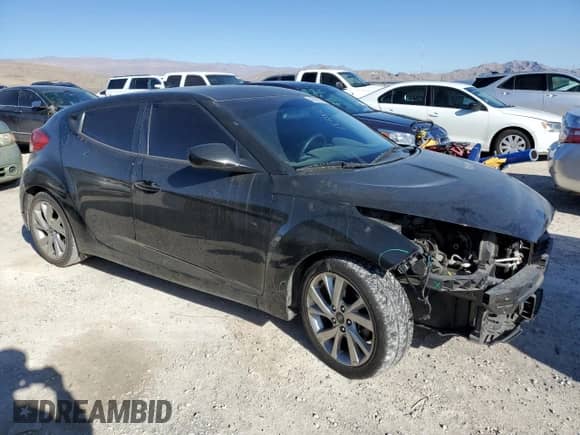 2016 Hyundai Veloster z VIN KMHTC6AD9GU274319, wystawiony jako Copart lot #45099593 z przebiegiem 58 917 mil mil oraz . Historia ofert i sprzedaży dostępna na DreamBid. Obrazek 4.