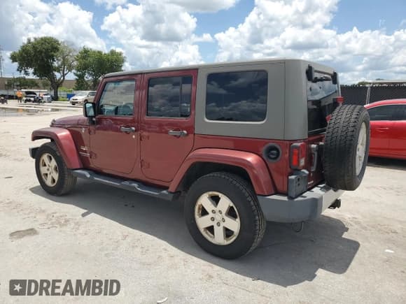 ✅ 2008 Jeep Wrangler Unlimited Sahara • VIN: 1J4GA59178L644314 • Lot: 62167935. Listed on Copart with 124,415 mi. Free auction sales archive from the USA and detailed vehicle history report at DreamBid. Image 2.