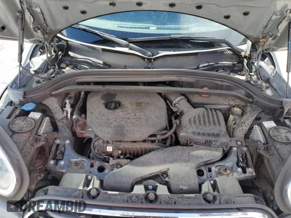 ✅ 2018 MINI Countryman Cooper • VIN: WMZYS7C39J3E08379 • Lot: 68705245. Wystawiony na Copart z przebiegiem 122 845 mil. Bezpłatny archiwum sprzedaży aukcyjnych z USA i szczegółowy raport historii pojazdu na DreamBid. Zdjęcie 12.