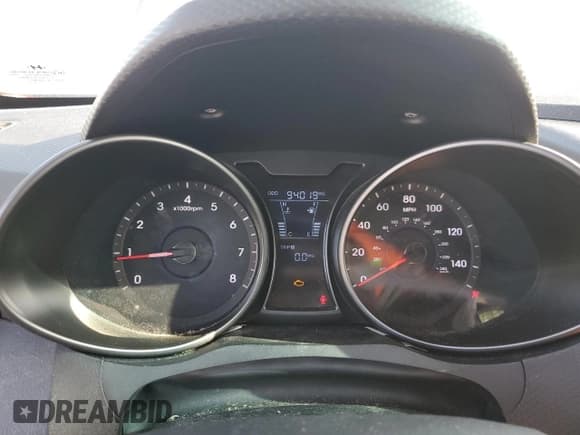 ✅ 2015 Hyundai Veloster Turbo • VIN: KMHTC6AE1FU222528 • Lot: 68711675. Wystawiony na Copart z przebiegiem 94 019 mil. Bezpłatny archiwum sprzedaży aukcyjnych z USA i szczegółowy raport historii pojazdu na DreamBid. Zdjęcie 9.