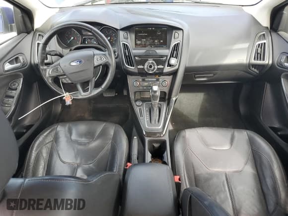 ✅ 2015 Ford Focus Titanium • VIN: 1FADP3J22FL285229 • Лот: 89686635. Опубликован ранее на Copart с пробегом 149 839 миль. Бесплатный доступ к архиву аукционных продаж из США и подробный отчёт об истории автомобиля на DreamBid. Изображение 8.