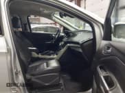 ✅ 2013 Ford Escape SEL • VIN: 1FMCU0HX0DUB03092 • Лот: 43861428. Опубликован ранее на IAAI с пробегом 192 582 миль. Бесплатный доступ к архиву аукционных продаж из США и подробный отчёт об истории автомобиля на DreamBid. Изображение 5.