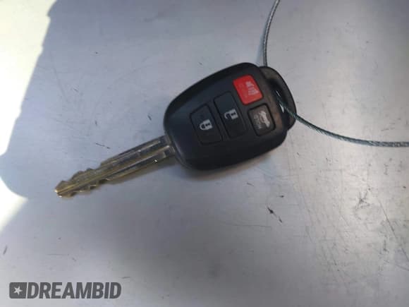 ✅ 2017 Toyota Corolla L • VIN: 2T1BURHEXHC850012 • Lot: 43747822. Wystawiony na IAAI z przebiegiem 94 718 mil. Bezpłatny archiwum sprzedaży aukcyjnych z USA i szczegółowy raport historii pojazdu na DreamBid. Zdjęcie 11.