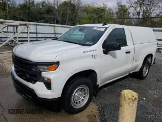 2023 Chevrolet Silverado 1500 Work Truck z VIN 3GCNAAEK0PG353928, wystawiony jako Copart lot #86138785 z przebiegiem 118 822 mil mil oraz Czysty tytuł • Clean title. Historia ofert i sprzedaży dostępna na DreamBid. Obrazek 1.