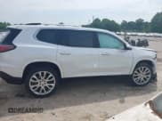 ✅ 2025 GMC Acadia AWD Denali • VIN: 1GKENRRS8SJ171550 • Lot: 42287680. Wystawiony na IAAI z przebiegiem 5 017 mil. Bezpłatny archiwum sprzedaży aukcyjnych z USA i szczegółowy raport historii pojazdu na DreamBid. Zdjęcie 13.