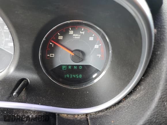 ✅ 2014 Dodge Avenger SE • VIN: 1C3CDZAB1EN194008 • Лот: 69398484. Опубликован ранее на Copart с пробегом 193 458 миль. Бесплатный доступ к архиву аукционных продаж из США и подробный отчёт об истории автомобиля на DreamBid. Изображение 9.