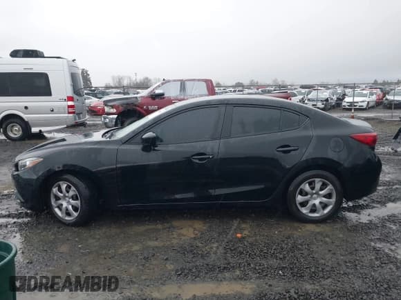 ✅ 2016 Mazda 3 i Sport • VIN: JM1BM1T7XG1308342 • Lot: 41518407. Listed on IAAI with 194,967 mi. Free auction sales archive from the USA and detailed vehicle history report at DreamBid. Image 14.