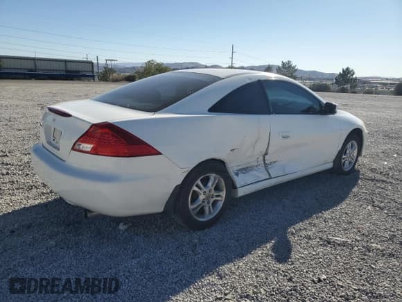 ✅ 2007 Honda Accord LX • VIN: 1HGCM71357A004389 • Lot: 84451965. Listed on Copart with 317,331 mi. Free auction sales archive from the USA and detailed vehicle history report at DreamBid. Image 3.