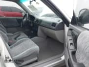 ✅ 1999 Subaru Forester S • VIN: JF1SF6550XH738591 • Lot: 43772131. Wystawiony na IAAI z przebiegiem 255 806 mil. Bezpłatny archiwum sprzedaży aukcyjnych z USA i szczegółowy raport historii pojazdu na DreamBid. Zdjęcie 5.