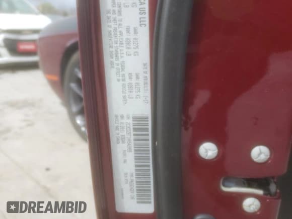 ✅ 2017 Dodge Challenger R/T • VIN: 2C3CDZBT1HH542099 • Lot: 49882134. Wystawiony na Copart z przebiegiem 42 850 mil. Bezpłatny archiwum sprzedaży aukcyjnych z USA i szczegółowy raport historii pojazdu na DreamBid. Zdjęcie 12.