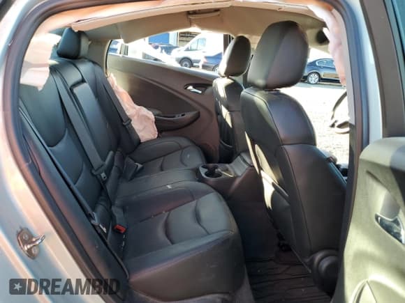 ✅ 2018 Chevrolet Volt LT • VIN: 1G1RC6S54JU124396 • Lot: 79208734. Wystawiony na Copart z przebiegiem 59 175 mil. Bezpłatny archiwum sprzedaży aukcyjnych z USA i szczegółowy raport historii pojazdu na DreamBid. Zdjęcie 11.