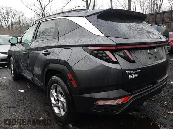 ✅ 2022 Hyundai Tucson SEL • VIN: 5NMJBCAE8NH141822 • Lot: 39720264. Wystawiony na Copart z przebiegiem 12 726 mil. Bezpłatny archiwum sprzedaży aukcyjnych z USA i szczegółowy raport historii pojazdu na DreamBid. Zdjęcie 12.