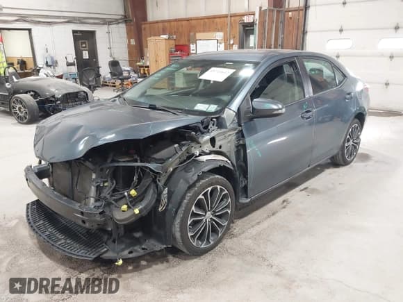 ✅ 2016 Toyota Corolla L • VIN: 2T1BURHE8GC504085 • Lot: 43722612. Listed on IAAI with 136,975 mi. Free auction sales archive from the USA and detailed vehicle history report at DreamBid. Image 2.