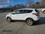 ✅ 2017 Ford Escape SE • VIN: 1FMCU9GD1HUD57136 • Lot: 93282615. Wystawiony na Copart z przebiegiem 100 104 mil. Bezpłatny archiwum sprzedaży aukcyjnych z USA i szczegółowy raport historii pojazdu na DreamBid. Zdjęcie 2.