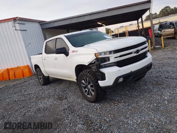 ✅ 2020 Chevrolet Silverado 1500 RST • VIN: 3GCUYEET9LG110801 • Lot: 43146146. Listed on IAAI with 145,879 mi. Free auction sales archive from the USA and detailed vehicle history report at DreamBid. Image 1.