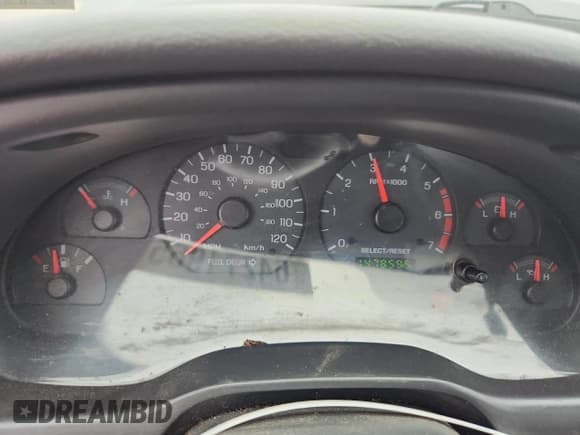 ✅ 2004 Ford Mustang Standard • VIN: 1FAFP40694F225981 • Лот: 64271965. Опубликован ранее на Copart с пробегом 147 859 миль. Бесплатный доступ к архиву аукционных продаж из США и подробный отчёт об истории автомобиля на DreamBid. Изображение 9.