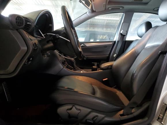 ✅ 2004 Mercedes-Benz C 230 Kompressor • VIN: WDBRF40J94F504439 • Lot: 54276245. Wystawiony na Copart z przebiegiem 83 453 mil. Bezpłatny archiwum sprzedaży aukcyjnych z USA i szczegółowy raport historii pojazdu na DreamBid. Zdjęcie 7.