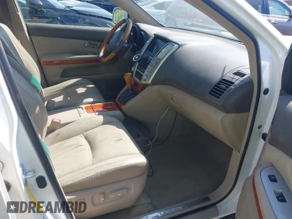 ✅ 2008 Lexus RX 350 • VIN: JTJHK31U282852802 • Lot: 42719928. Listed on IAAI with 181,356 mi. Free auction sales archive from the USA and detailed vehicle history report at DreamBid. Image 5.