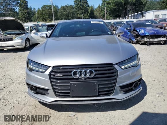✅ 2017 Audi A7 Premium Plus • VIN: WAUW2AFCXHN120945 • Лот: 66336185. Опубликован ранее на Copart с пробегом 82 847 миль. Бесплатный доступ к архиву аукционных продаж из США и подробный отчёт об истории автомобиля на DreamBid. Изображение 5.