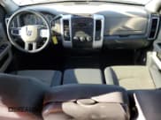 ✅ 2009 Dodge 1500 SLT • VIN: 1D3HV18T59S781504 • Lot: 88242265. Wystawiony na Copart z przebiegiem 182 906 mil. Bezpłatny archiwum sprzedaży aukcyjnych z USA i szczegółowy raport historii pojazdu na DreamBid. Zdjęcie 8.