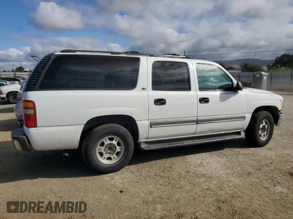 ✅ 2002 Chevrolet Suburban LS • VIN: 3GNEC16T42G305141 • Лот: 56426805. Опубликован ранее на Copart с пробегом 203 831 миль. Бесплатный доступ к архиву аукционных продаж из США и подробный отчёт об истории автомобиля на DreamBid. Изображение 3.