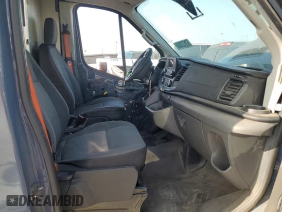 ✅ 2020 Ford Transit Cargo • VIN: 1FTBR3X85LKB26973 • Lot: 63523065. Listed on Copart with 81,889 mi. Free auction sales archive from the USA and detailed vehicle history report at DreamBid. Image 7.