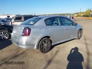 ✅ 2012 Nissan Sentra 2.0 • VIN: 3N1AB6AP2CL702053 • Lot: 43507324. Wystawiony na IAAI z przebiegiem 110 553 mil. Bezpłatny archiwum sprzedaży aukcyjnych z USA i szczegółowy raport historii pojazdu na DreamBid. Zdjęcie 4.