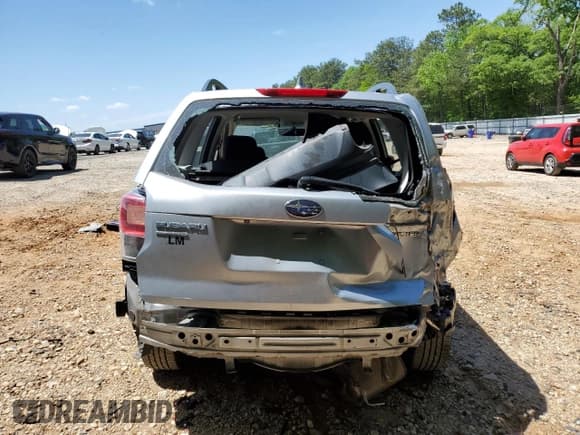 ✅ 2018 Subaru Forester • VIN: JF2SJABC6JH462506 • Lot: 53672905. Wystawiony na Copart z przebiegiem 72 808 mil. Bezpłatny archiwum sprzedaży aukcyjnych z USA i szczegółowy raport historii pojazdu na DreamBid. Zdjęcie 6.
