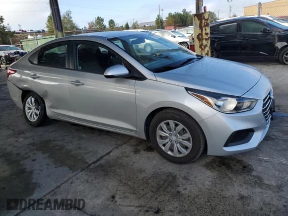 ✅ 2020 Hyundai Accent SE • VIN: 3KPC24A69LE114284 • Лот: 78389284. Опубликован ранее на Copart с пробегом 69 202 миль. Бесплатный доступ к архиву аукционных продаж из США и подробный отчёт об истории автомобиля на DreamBid. Изображение 4.