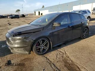 ✅ 2016 Ford Focus ST • VIN: 1FADP3L90GL220648 • Lot: 92380745. Listed on Copart with 112,123 mi. Free auction sales archive from the USA and detailed vehicle history report at DreamBid. Image 1.