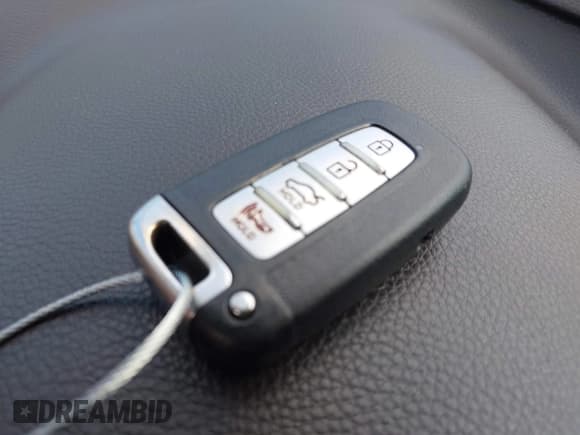 ✅ 2014 Hyundai Azera Limited • VIN: KMHFH4JG4EA384903 • Лот: 43661880. Опубликован ранее на IAAI с пробегом 113 853 миль. Бесплатный доступ к архиву аукционных продаж из США и подробный отчёт об истории автомобиля на DreamBid. Изображение 11.