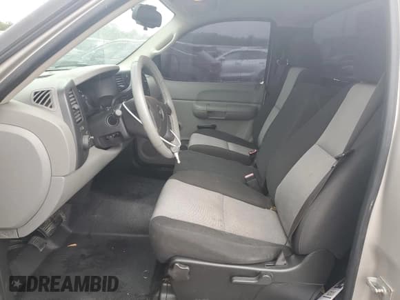 ✅ 2008 Chevrolet Silverado 1500 Work Truck • VIN: 1GCEC14098Z146725 • Lot: 72800924. Listed on Copart with 99,441 mi. Free auction sales archive from the USA and detailed vehicle history report at DreamBid. Image 7.