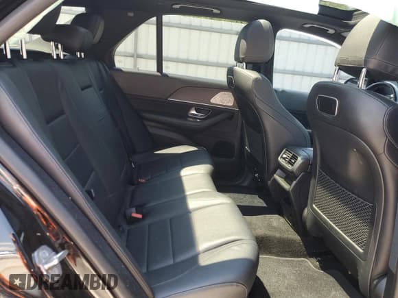 ✅ 2020 Mercedes-Benz GLE 350 • VIN: 4JGFB4KB7LA061799 • Lot: 69144695. Wystawiony na Copart z przebiegiem 95 083 mil. Bezpłatny archiwum sprzedaży aukcyjnych z USA i szczegółowy raport historii pojazdu na DreamBid. Zdjęcie 11.