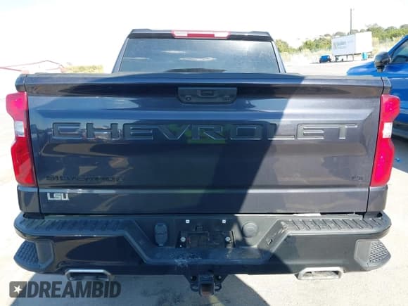 ✅ 2023 Chevrolet Silverado 1500 LT Trail Boss • VIN: 3GCUDFED1PG115376 • Lot: 43402686. Wystawiony na IAAI z przebiegiem 38 712 mil. Bezpłatny archiwum sprzedaży aukcyjnych z USA i szczegółowy raport historii pojazdu na DreamBid. Zdjęcie 17.