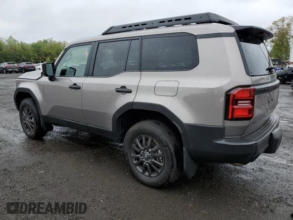 ✅ 2025 Toyota Land Cruiser 1958 Edition • VIN: JTEABFAJ6SK025660 • Лот: 83981025. Опубликован ранее на Copart с пробегом 19 127 миль. Бесплатный доступ к архиву аукционных продаж из США и подробный отчёт об истории автомобиля на DreamBid. Изображение 2.