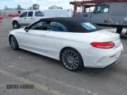 ✅ 2018 Mercedes-Benz C 300 • VIN: WDDWK4JB4JF698192 • Lot: 41687143. Wystawiony na IAAI z przebiegiem 78 702 mil. Bezpłatny archiwum sprzedaży aukcyjnych z USA i szczegółowy raport historii pojazdu na DreamBid. Zdjęcie 3.