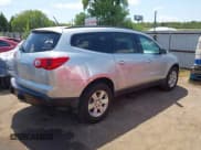 ✅ 2011 Chevrolet Traverse 1LT • VIN: 1GNKVGED9BJ361701 • Lot: 42994765. Wystawiony na IAAI z przebiegiem 85 881 mil. Bezpłatny archiwum sprzedaży aukcyjnych z USA i szczegółowy raport historii pojazdu na DreamBid. Zdjęcie 4.