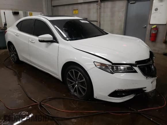 ✅ 2017 Acura TLX V6 w/Technology Pkg • VIN: 19UUB2F59HA003349 • Lot: 81318084. Listed on Copart with 104,300 mi. Free auction sales archive from the USA and detailed vehicle history report at DreamBid. Image 4.
